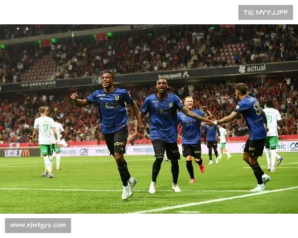 法甲联赛中传中进攻战术的演变与成功案例分析